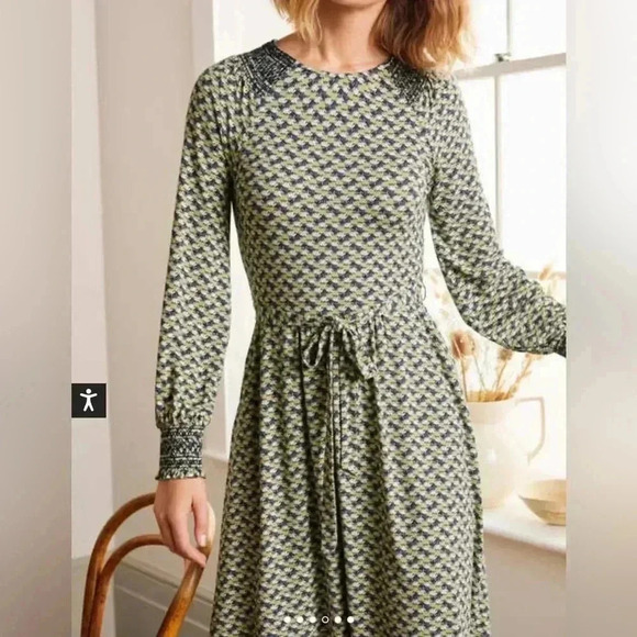 Boden Grace Smocked Jersey Dress Gray and Navy size US 14 Long - Picture 2 of 14